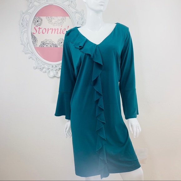 Be by CHETTA B / Green Bell Sleeve Ruffled Dress - Picture 2 of 8